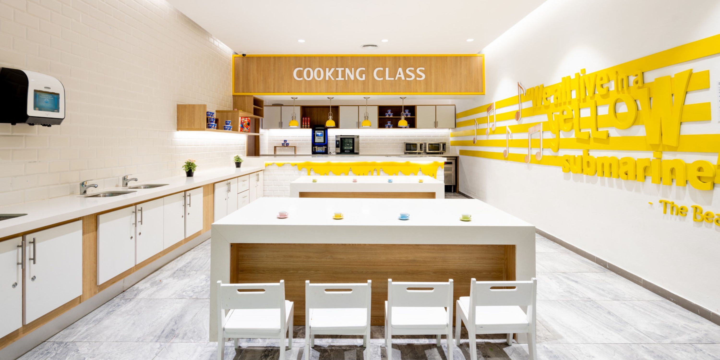 Hard Rock PC Kids Center 3